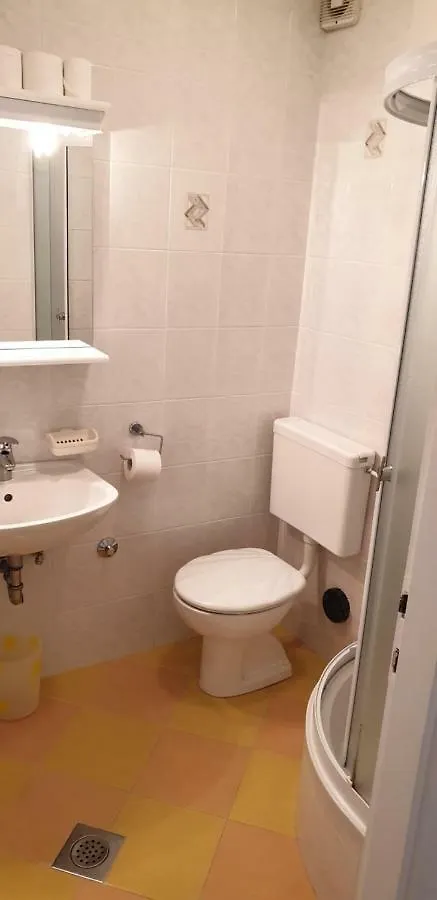Kuca Luce-Apartman Br.2 Mali Losinj 0*,  Croatia